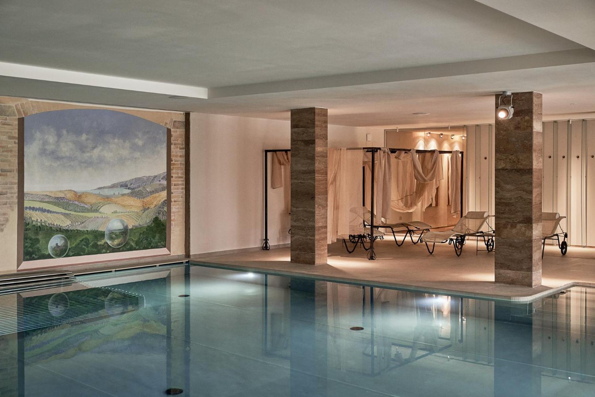 Hotel Borgo Lanciano Castelraimondo Esterno foto