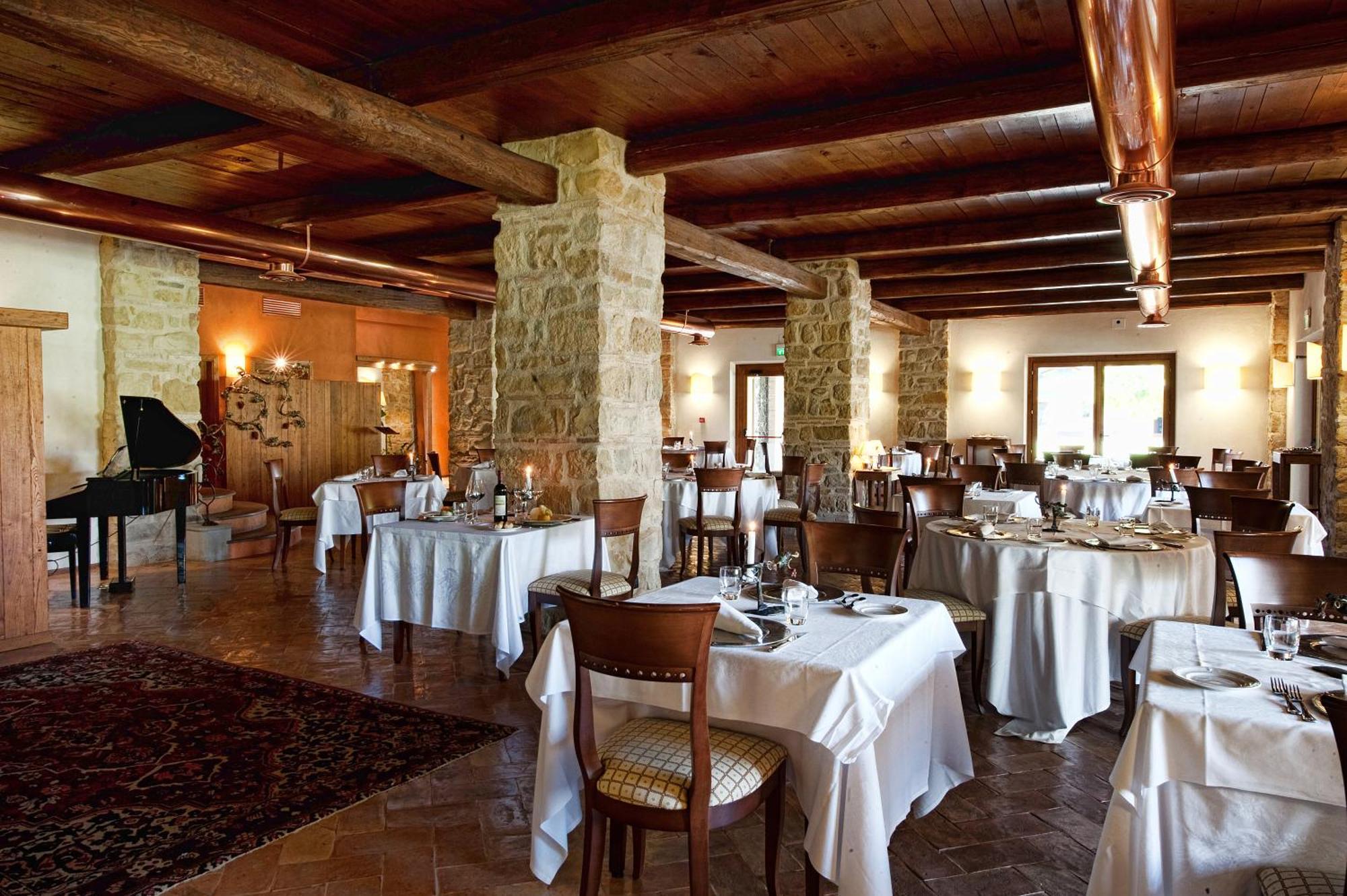 Hotel Borgo Lanciano Castelraimondo Esterno foto