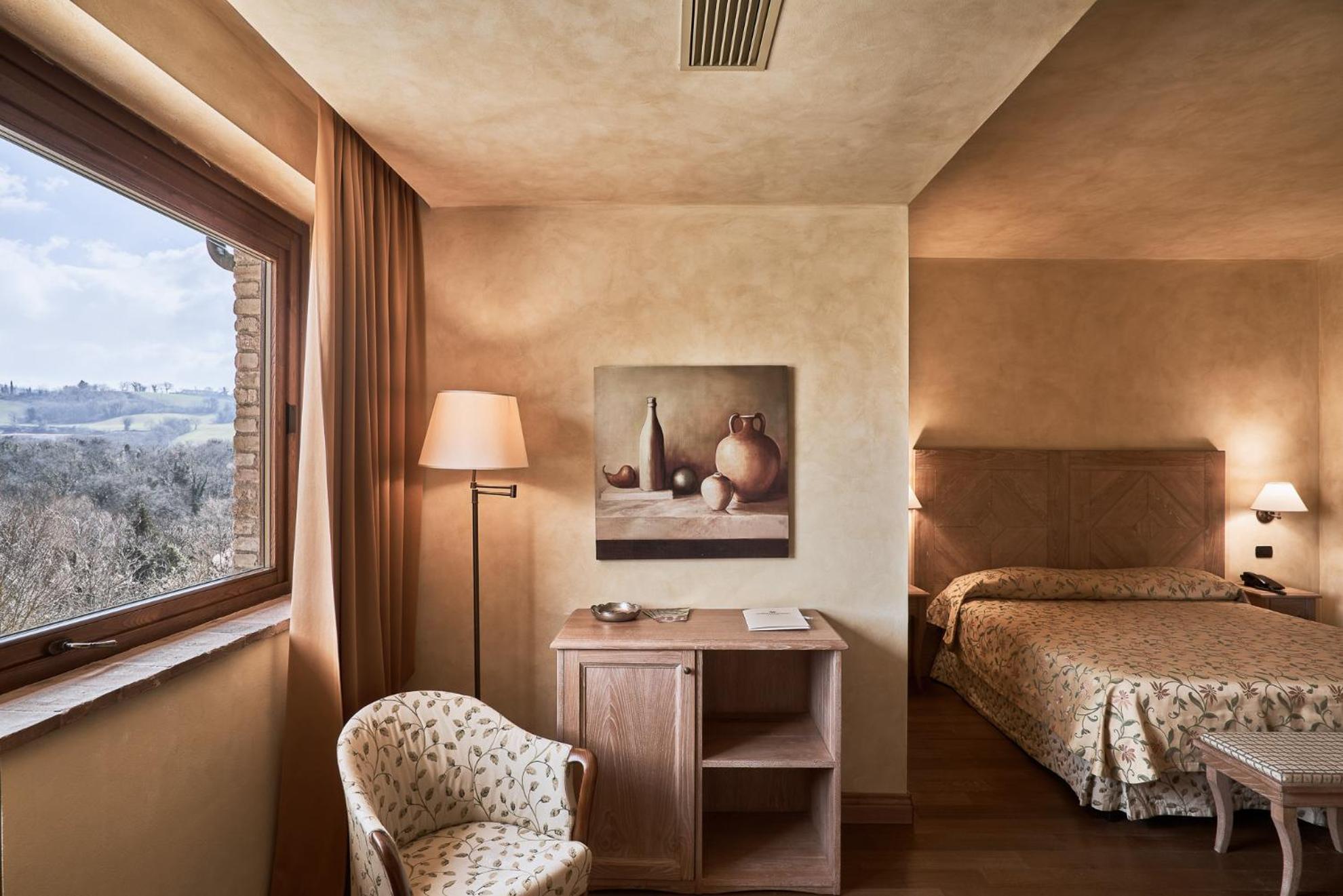 Hotel Borgo Lanciano Castelraimondo Esterno foto