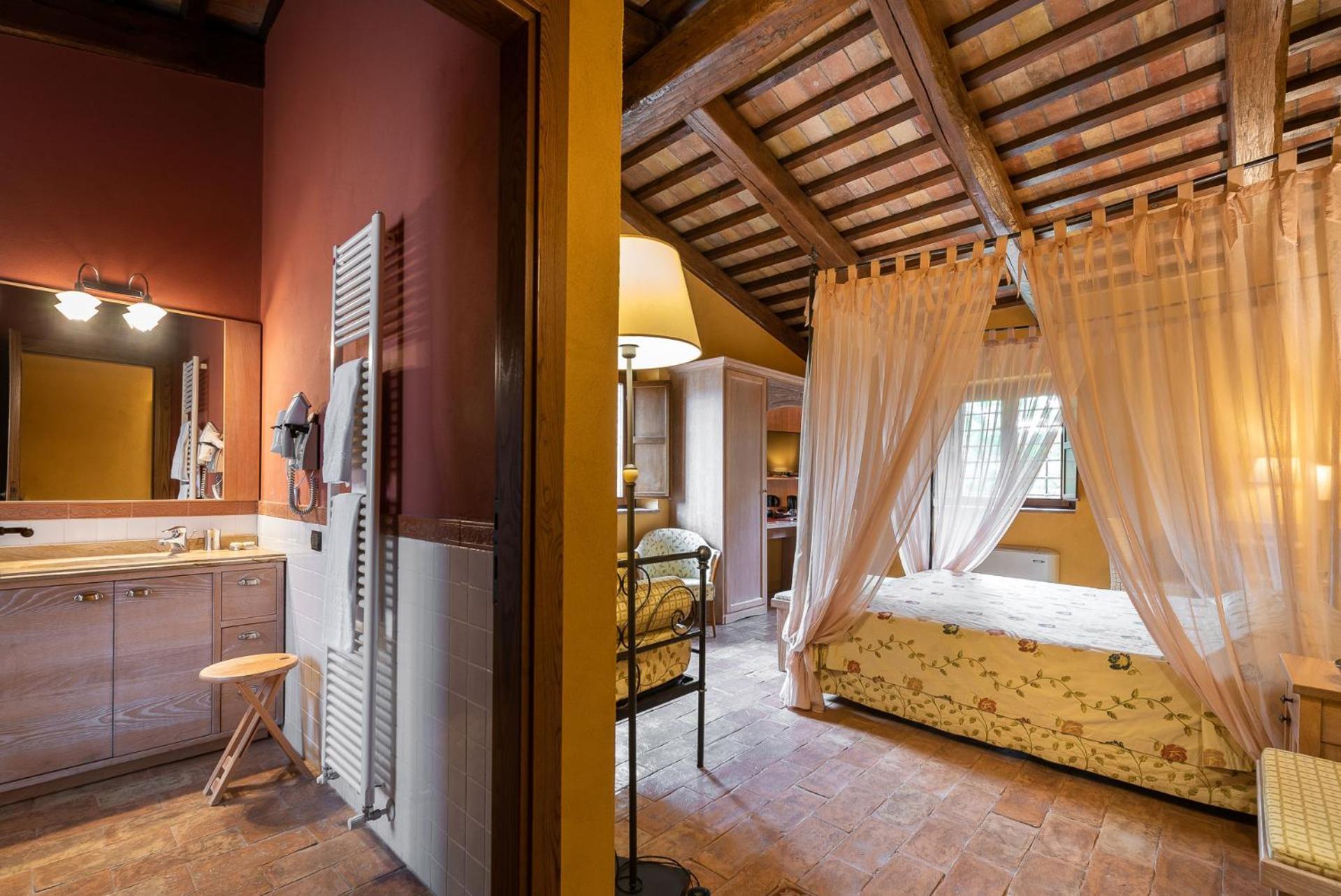 Hotel Borgo Lanciano Castelraimondo Esterno foto