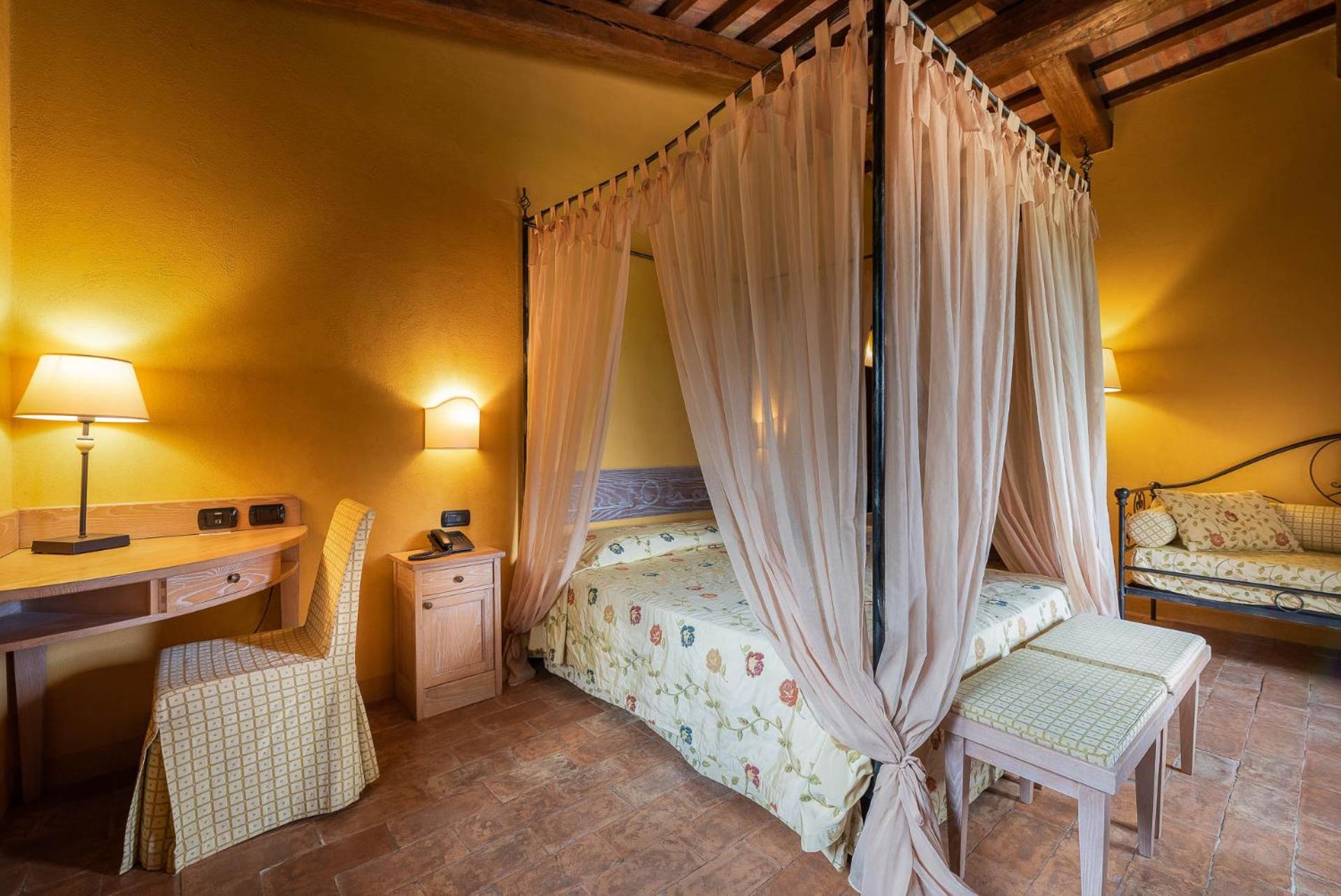 Hotel Borgo Lanciano Castelraimondo Esterno foto