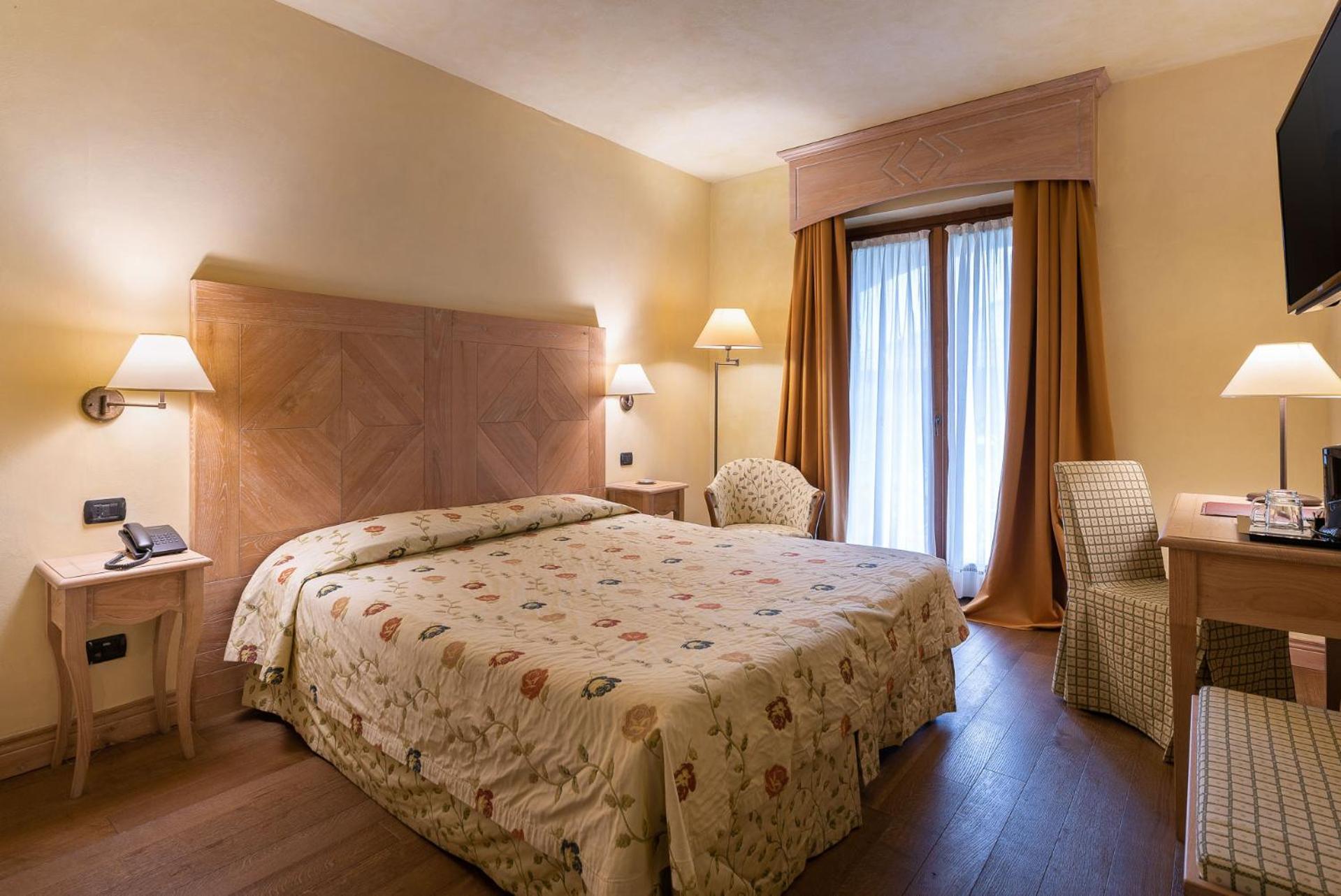 Hotel Borgo Lanciano Castelraimondo Esterno foto